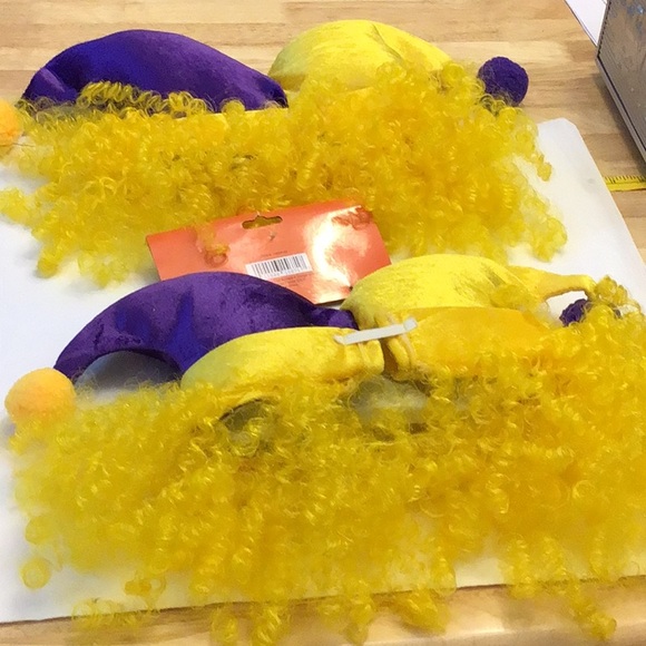 ☘️2 for $10 Sale☘️Halloween, Mardi Gras hat toppers w hair, new etc - Picture 5 of 7